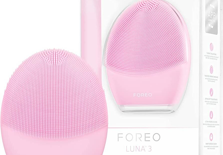 Foreo Luna 3 Normal Skin | Facial Cleansing Brush | Firming Face Massager  Electric | Ultra-Hygienic Skin Care | Travel Friendly Face Exfoliator |  Silicone Brush For Clear Skin | App-Connected : Amazon.Co.Uk: Beauty