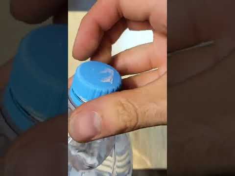 What should I do if the bottlecap does not unscrew?