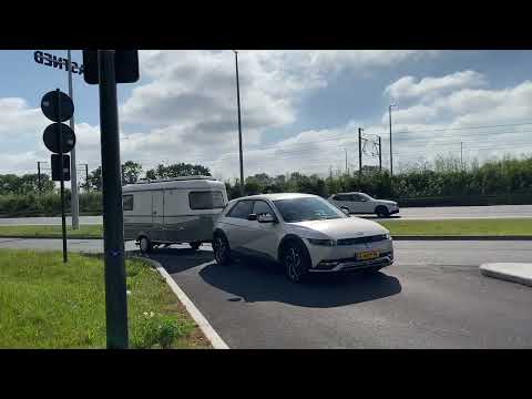 Met de IONIQ 5 elektrische auto en caravan op vakantie naar Frankrijk