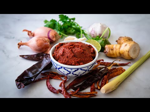 How to Make Red Curry Paste - Easy vs Traditional Way