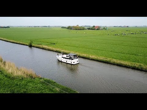 Zonder  vaarbewijs een boot huren en varen: een belevenis!